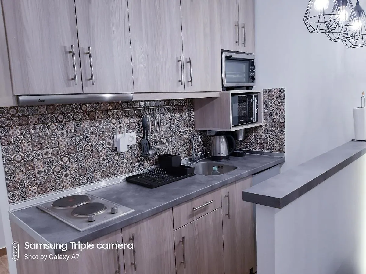Cosy And Central Stoudio Apartment Thessaloniki